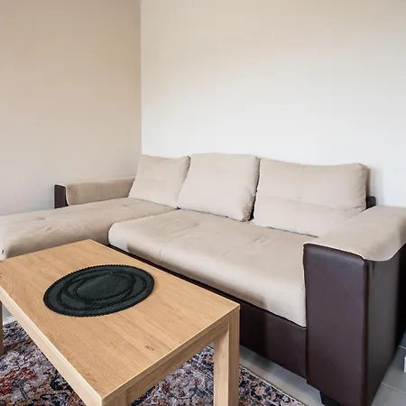 за гости влади в комплекс Garden Palace Balchik