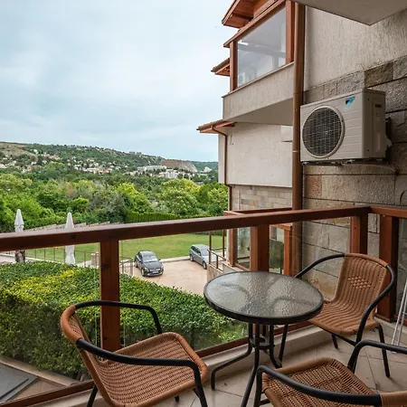 Appartement за гости влади в комплекс Garden Palace Balchik